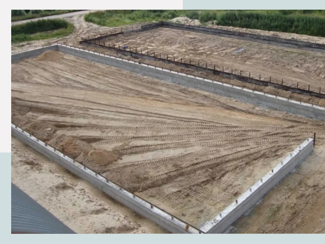 Фундамент для ангаров в Боровичи от 625 руб.